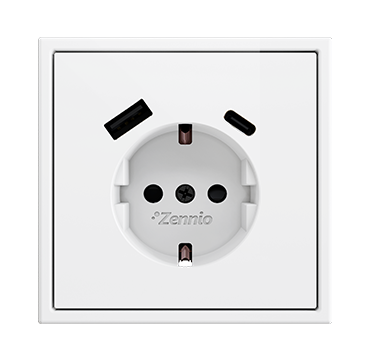 ZS70 Schuko Socket with USB C + A